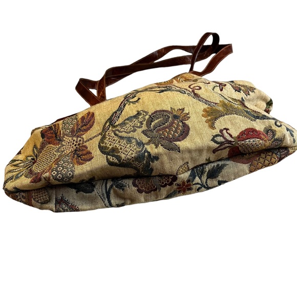 Vtg Furla Floral Tapestry and Leather Shoulder Bag - Picture 5 of 13